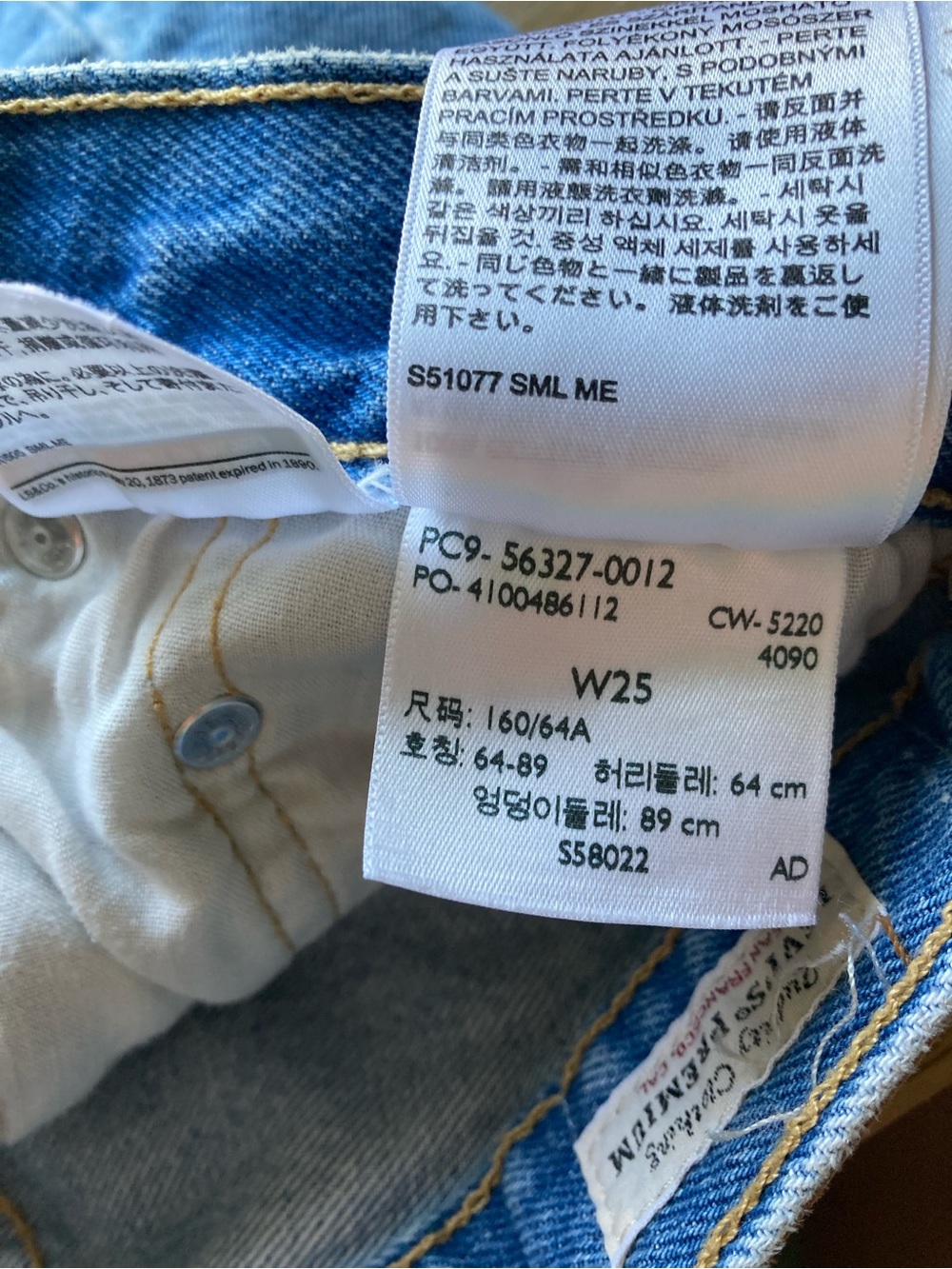 Levi’s Premium 501 Original Distressed Denim Shorts W25 Button Fly Light Wash - Picture 6 of 9